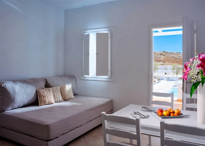 Katharos Pool Villas * Oia (Santorini)