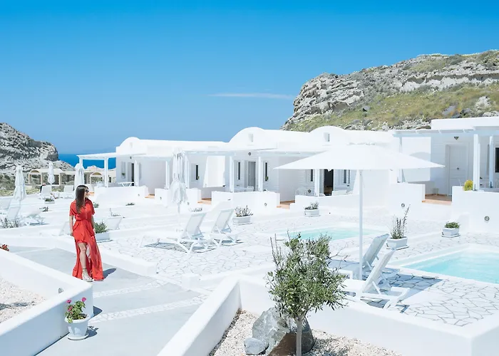 Villa Katharos Pool Villas Oia (Santorini)