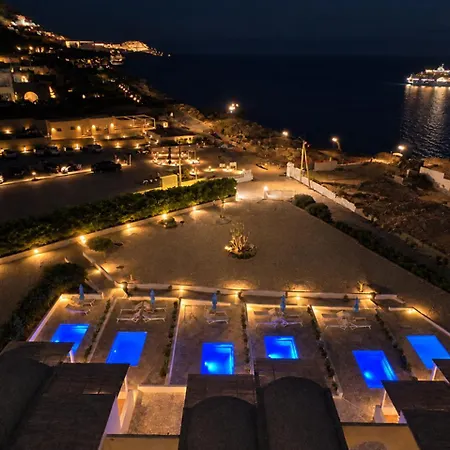 Katharos Pool * Οία